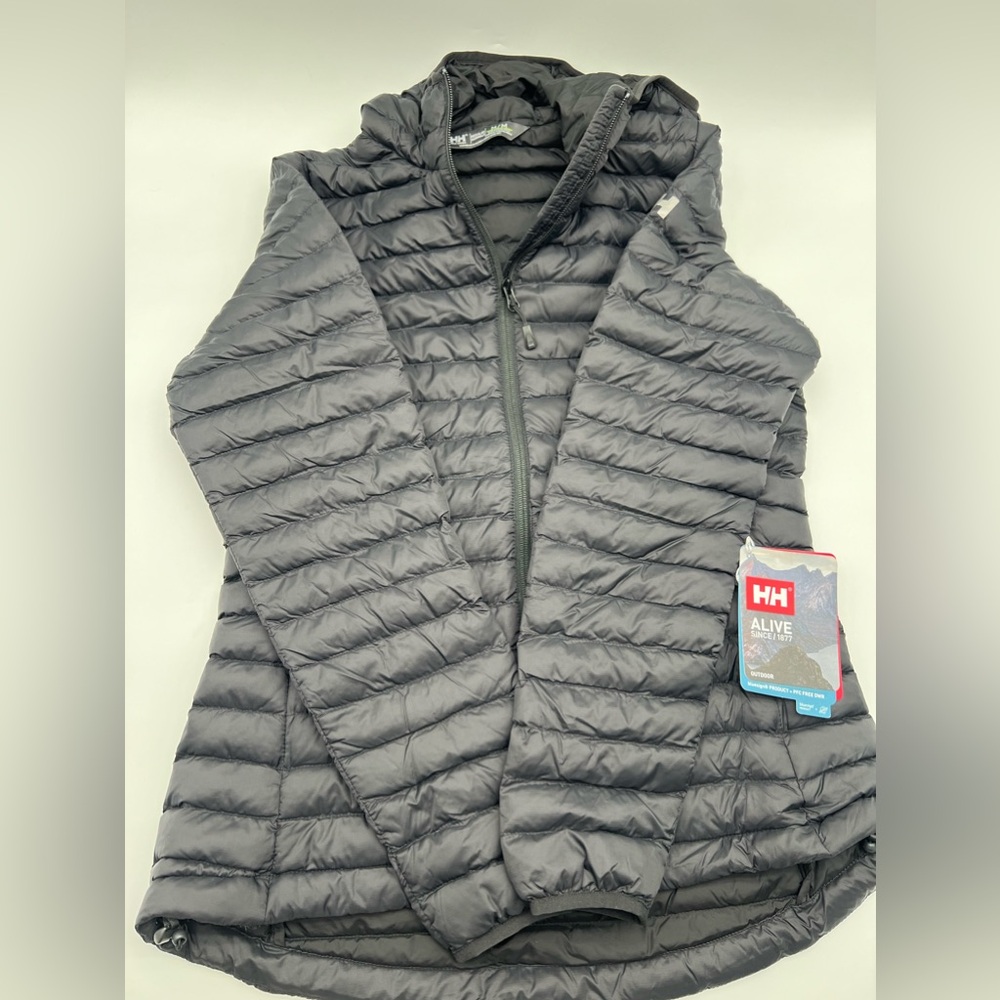 Helly Hansen women’s hooded puffer jacket - Picture 3 of 6